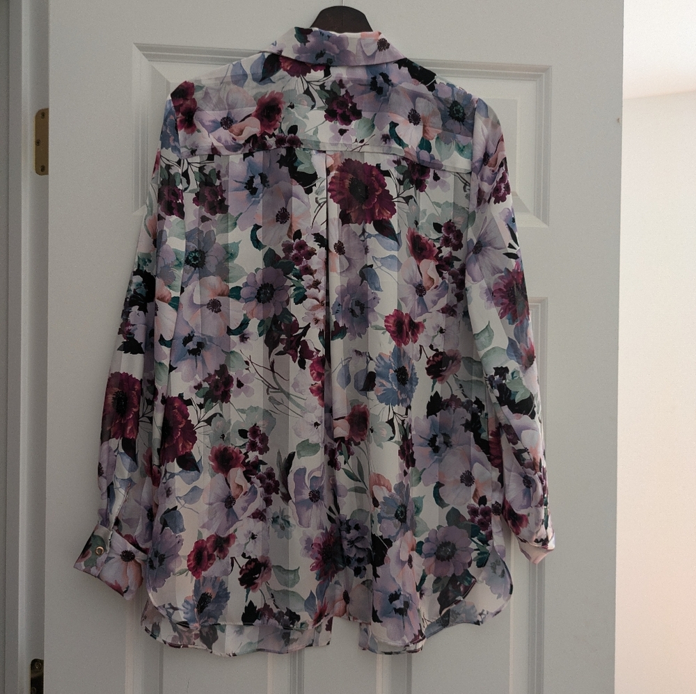 T Tahari Floral Stripe Snap Front Blouse Satin M - Picture 7 of 14
